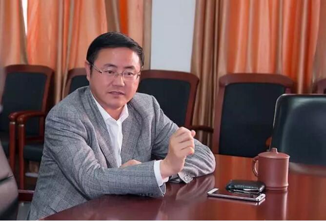 人授好还是直接借卵试管好